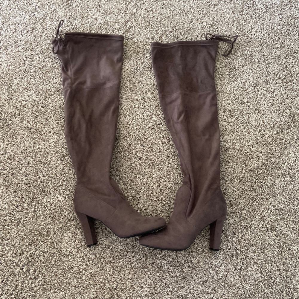 Over the knee heeled boots